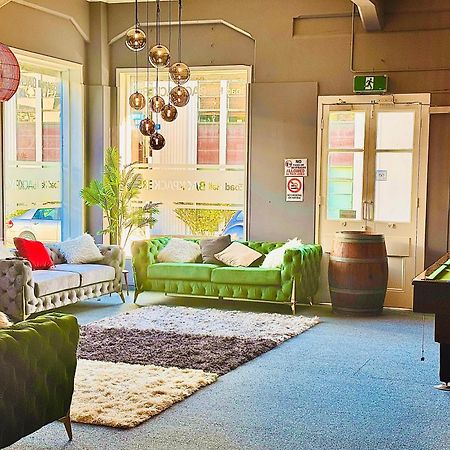 Crashpalace Backpackers Napier Eksteriør bilde