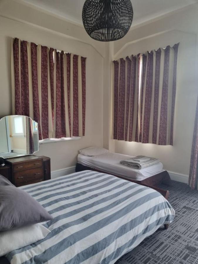 Crashpalace Backpackers Napier Eksteriør bilde