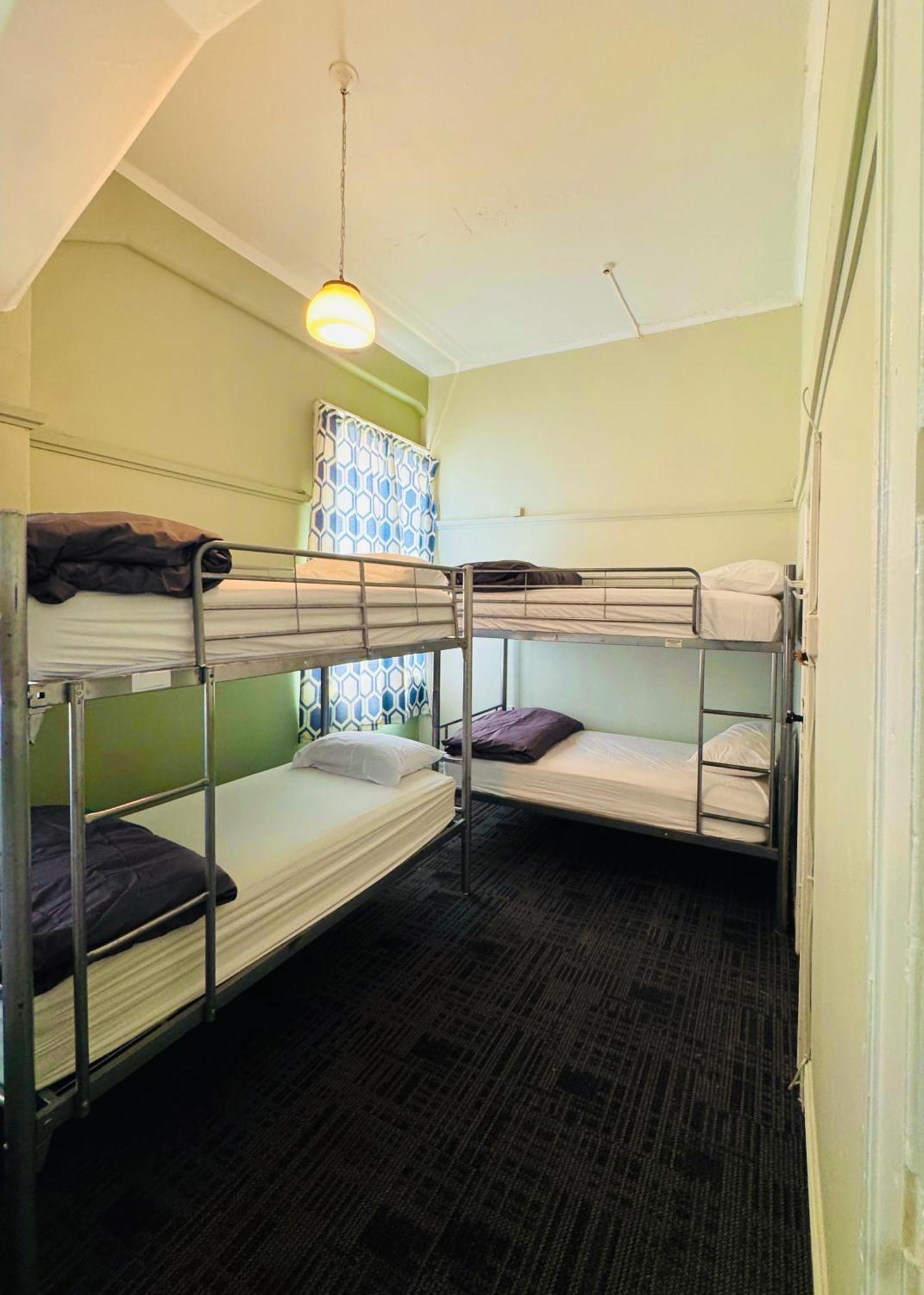 Crashpalace Backpackers Napier Eksteriør bilde